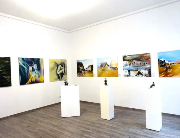Gruppenausstellung 'Von der Flüchtigkeit des Glücks im Leben' - Achtzig Galerie 2