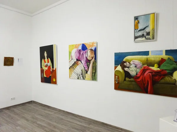 Gruppenausstellung 'Fotografie und Malerei heute' - Achtzig Galerie 13