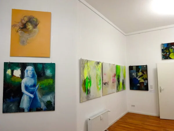 Gruppenausstellung 'Poesie des Alltags' - Achtzig Galerie Berlin -12
